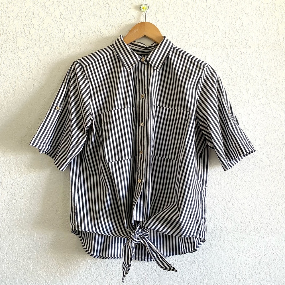 MK Michael Kors Pinstripe Button Down Blouse Size Medium